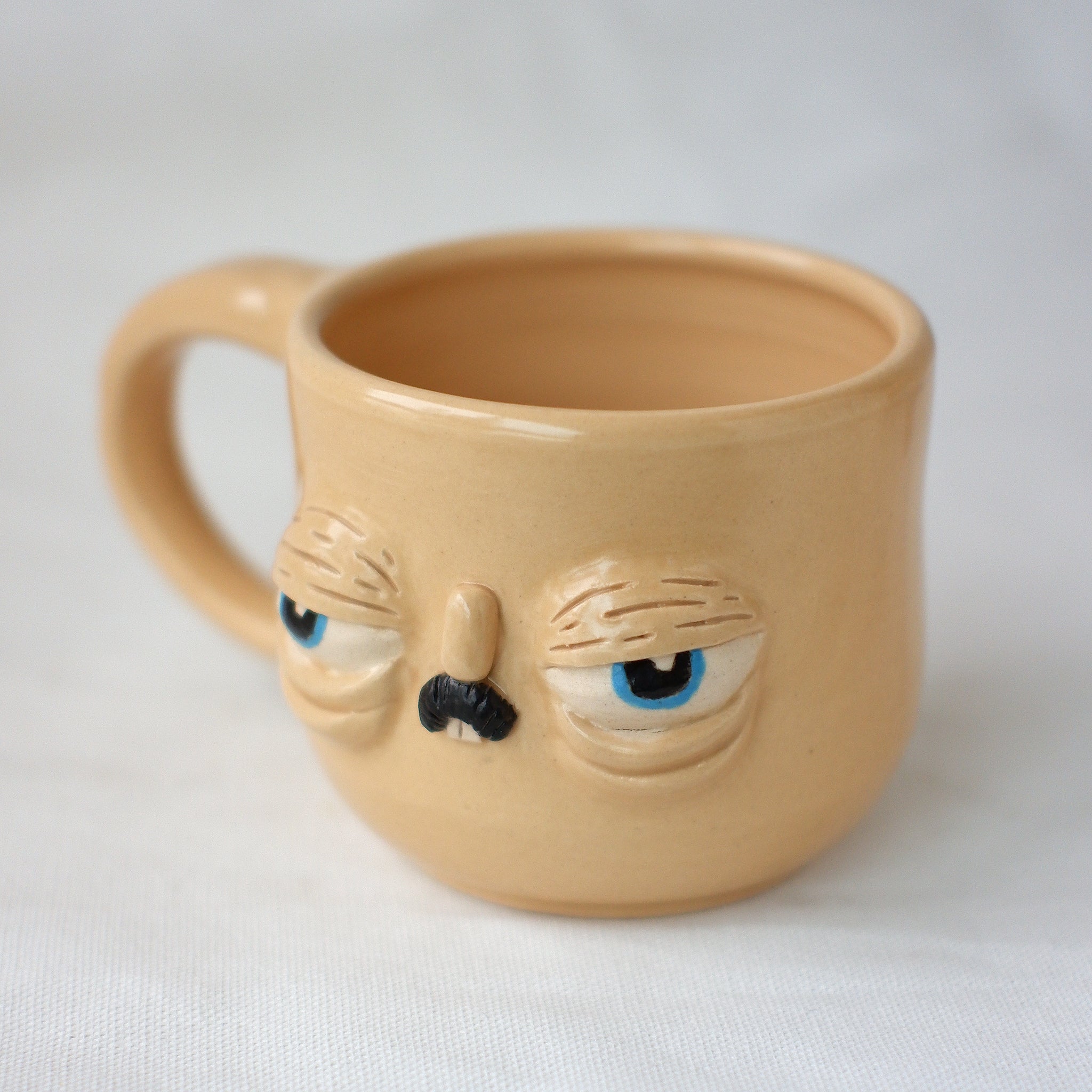 Hector - Antok Mug Stache