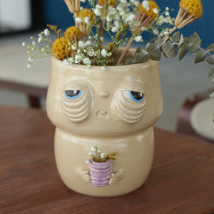 Klare the Vase